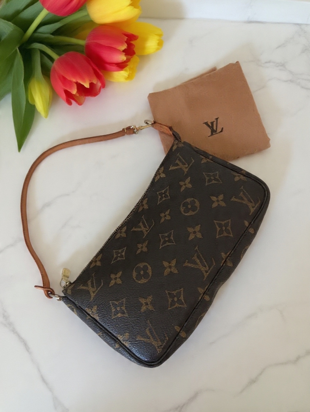 Louis Vuitton Pochette Accessoires Monogram Vintage 2001 ✨ - Picture 12 of 14